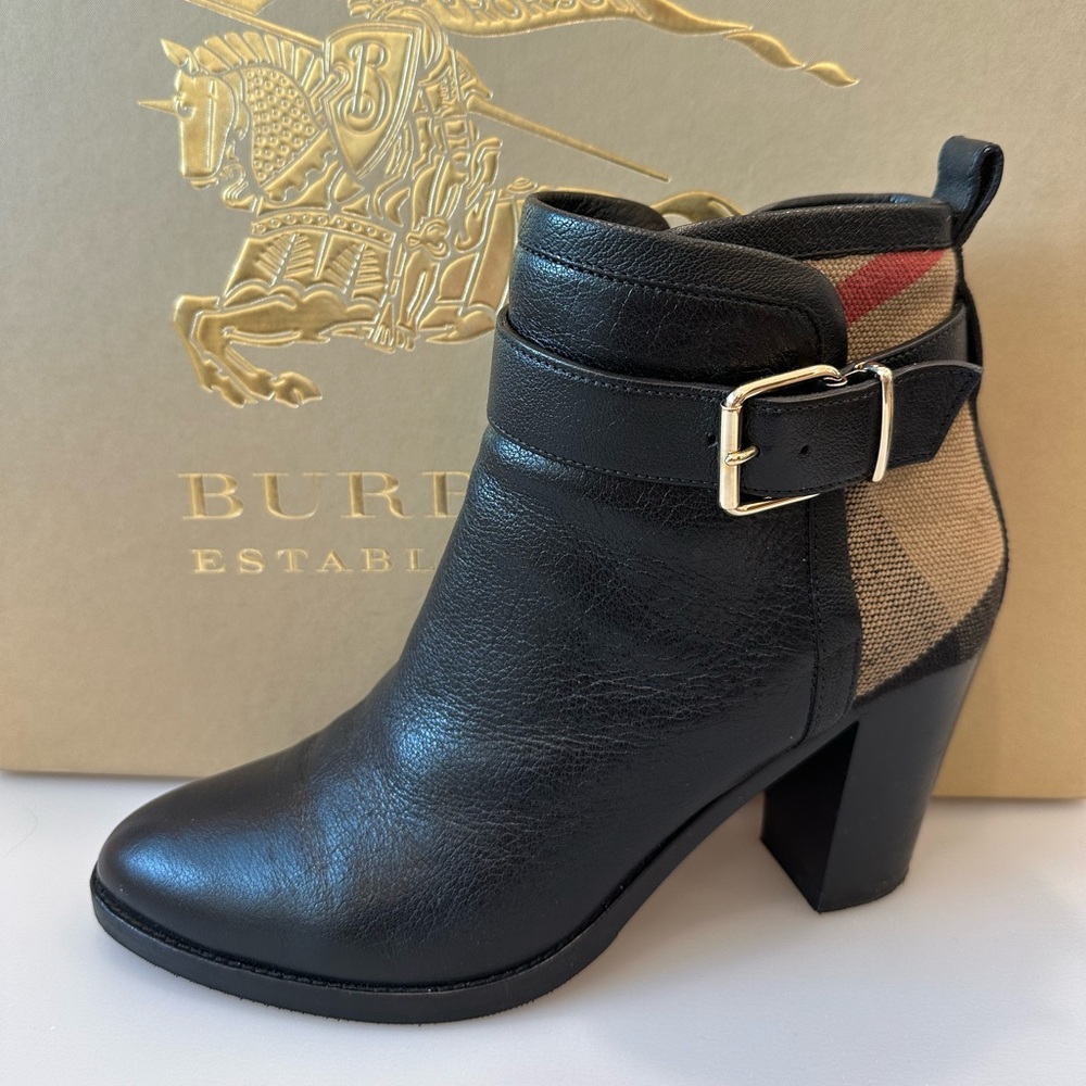 Burberry Black and Beige Ankle Booties They Are Beautiful But A Tad Small For Me